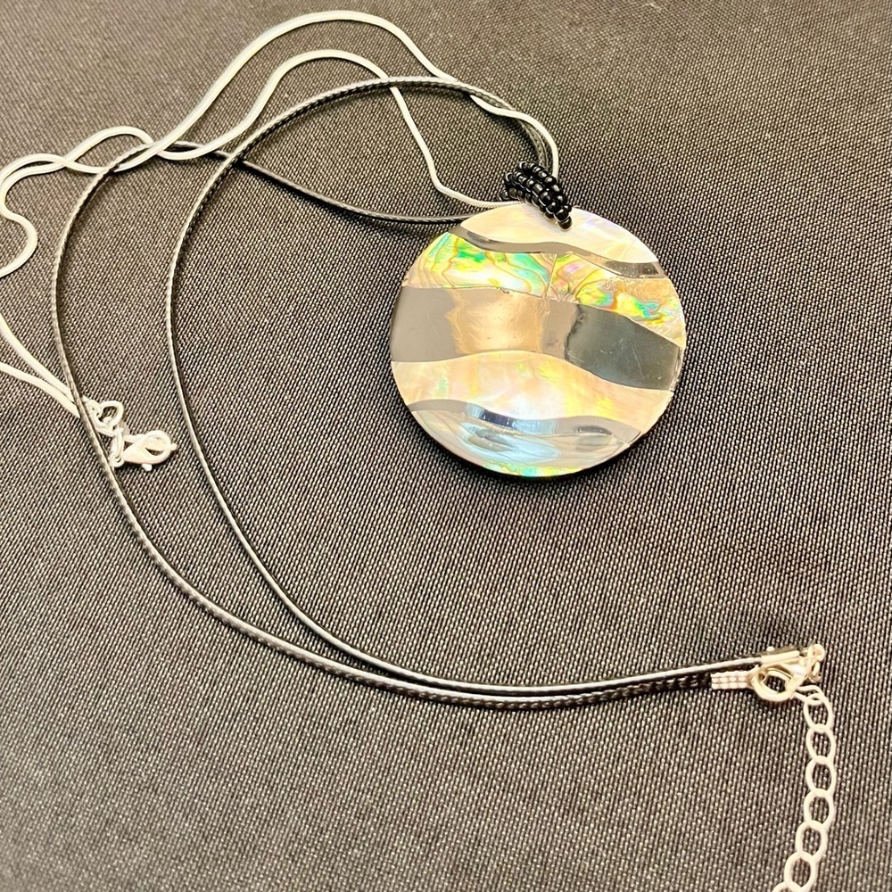VTG Abalone Mother of Pearl Pendant Necklace 925 Sterling Silver Black Cord 2"